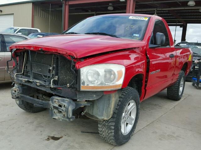 1D7HU16N06J141322 - 2006 DODGE RAM 1500 S RED photo 2