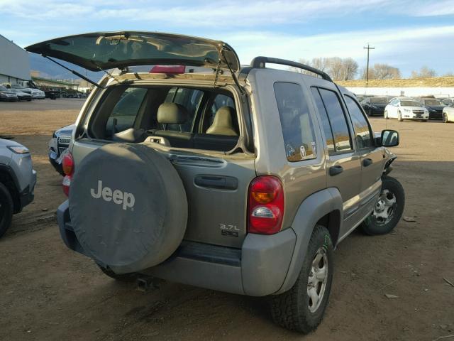 1J4GL48KX4W310849 - 2004 JEEP LIBERTY SP BEIGE photo 4