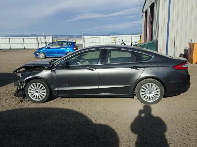 3FA6P0LU9FR172322 - 2015 FORD FUSION SE CHARCOAL photo 9