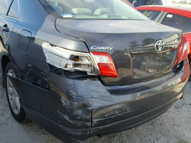 4T1BK46K68U561905 - 2008 TOYOTA CAMRY LE GRAY photo 9