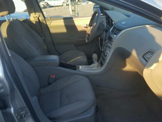 1G1ZG57B384165237 - 2008 CHEVROLET MALIBU LS 银色 照片 5