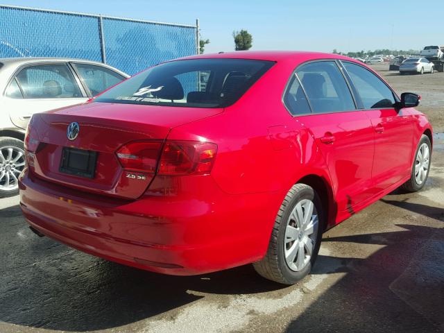 3VWDX7AJ4CM469653 - 2012 VOLKSWAGEN JETTA SE 红色 照片 4