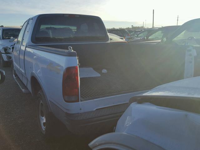 1FTRX18L7YNA03290 - 2000 FORD F150 WHITE photo 3