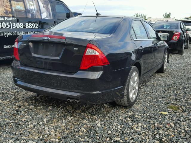 3FAHP0HA4BR194679 - 2011 FORD FUSION SE BLACK photo 4