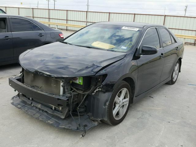 4T1BF1FK1CU137463 - 2012 TOYOTA CAMRY BASE BLACK photo 2