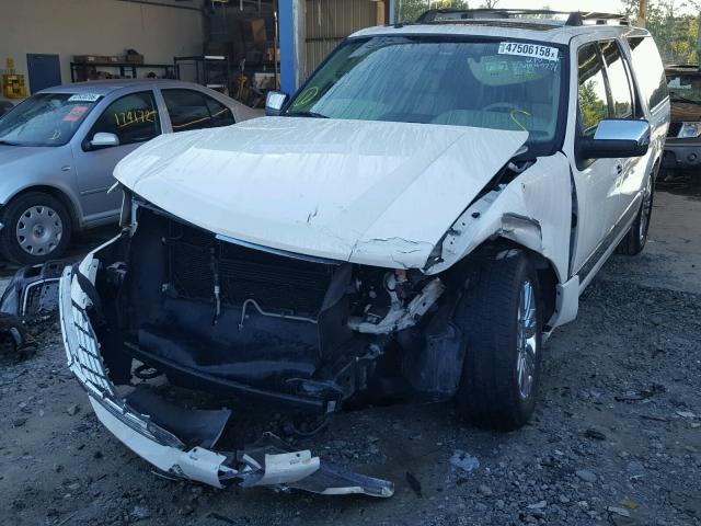 5LMFL27518LJ19791 - 2008 LINCOLN NAVIGATOR Ақ фото 2