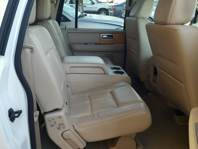 5LMFL27518LJ19791 - 2008 LINCOLN NAVIGATOR Ақ фото 6