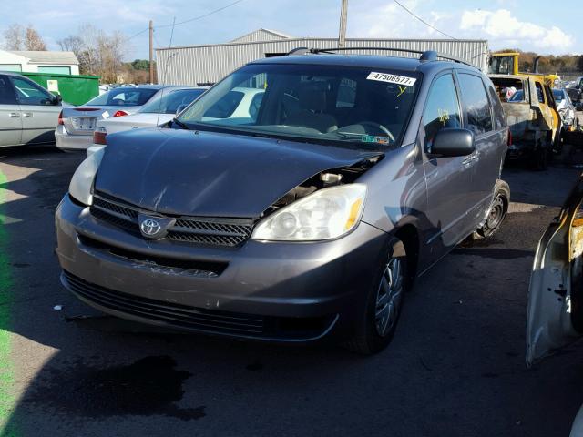 5TDZA23C35S260970 - 2005 TOYOTA SIENNA CE GRAY photo 2