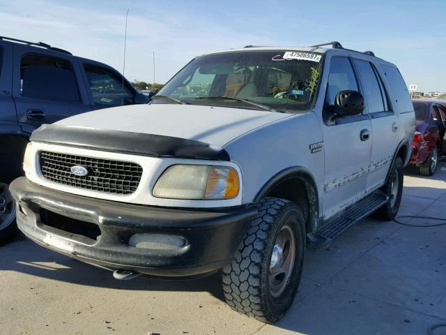 1FMFU18LXVLA57245 - 1997 FORD EXPEDITION GRAY photo 2