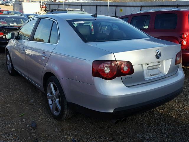 3VWRM71K98M004624 - 2008 VOLKSWAGEN JETTA SE SILVER photo 3