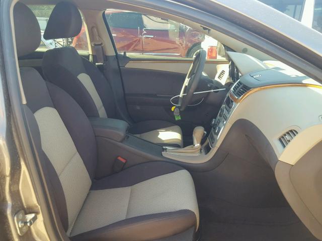 1G1ZC5E17BF385806 - 2011 CHEVROLET MALIBU 1LT CHARCOAL photo 5