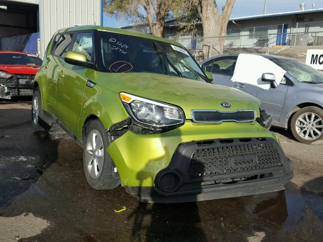 KNDJN2A22F7782741 - 2015 KIA SOUL GREEN photo 1