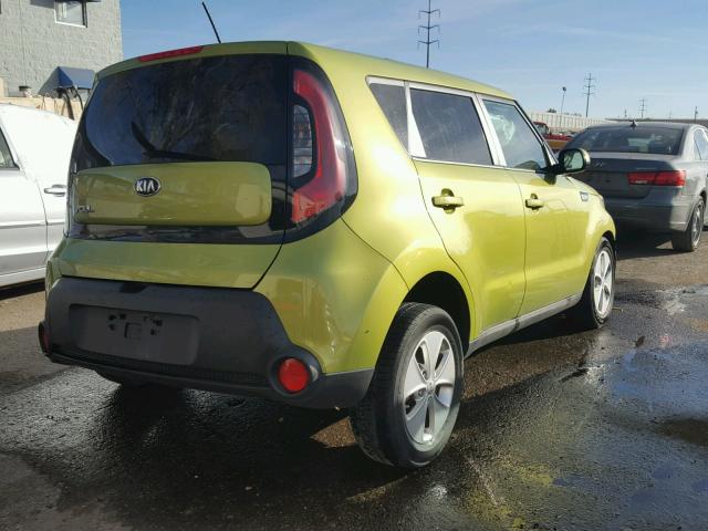 KNDJN2A22F7782741 - 2015 KIA SOUL GREEN photo 4