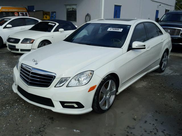 WDDHF5GB7BA279746 - 2011 MERCEDES-BENZ E 350 WHITE photo 2