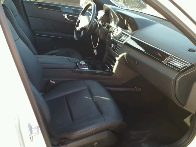 WDDHF5GB7BA279746 - 2011 MERCEDES-BENZ E 350 WHITE photo 5