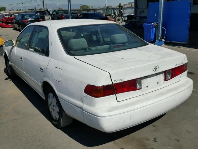 4T1BG22K6YU940916 - 2000 TOYOTA CAMRY CE WHITE photo 3