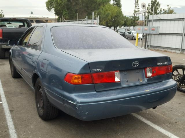 4T1BG22K31U836549 - 2001 TOYOTA CAMRY CE BLUE photo 3