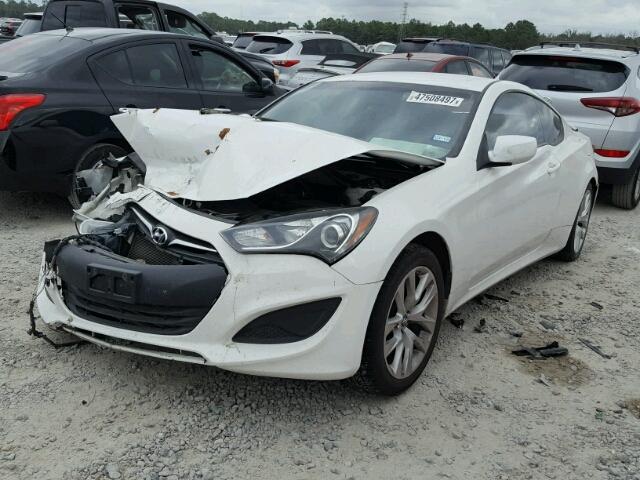 KMHHT6KD2DU084720 - 2013 HYUNDAI GENESIS CO WHITE photo 2