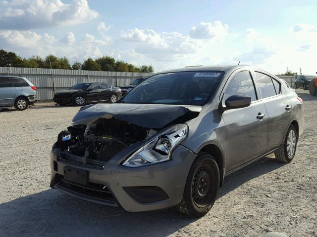 3N1CN7AP7GL855393 - 2016 NISSAN VERSA S CHARCOAL photo 2