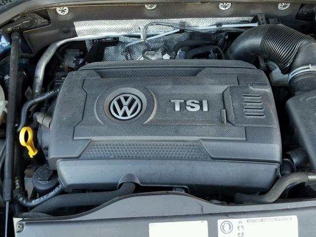 3VW4T7AU0FM065890 - 2015 VOLKSWAGEN GTI BLUE photo 7