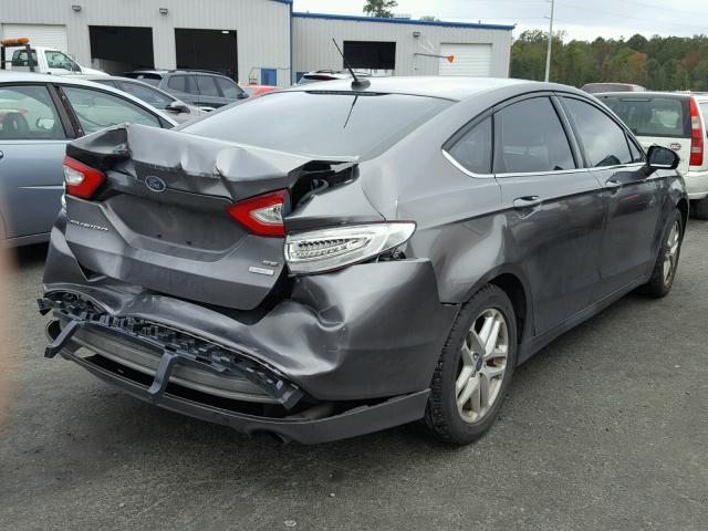 1FA6P0HD2E5399992 - 2014 FORD FUSION SE GRAY photo 4