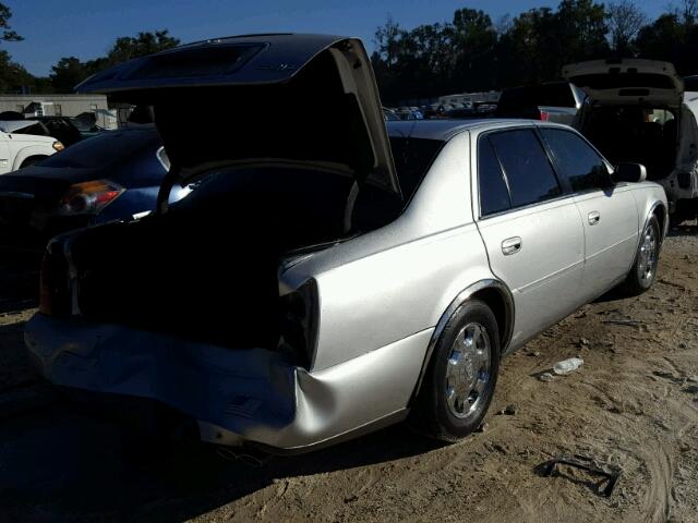 1G6KD54Y92U245100 - 2002 CADILLAC DEVILLE SILVER photo 4