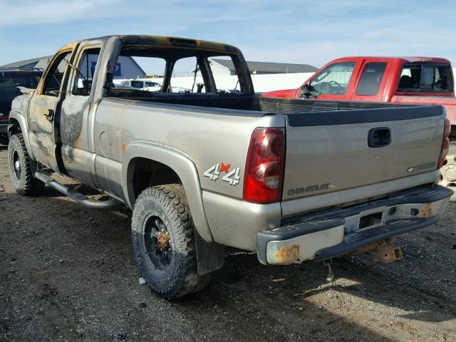 1GCHK29173E115352 - 2003 CHEVROLET SILVERADO BURN photo 3