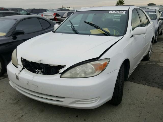 4T1BE32K04U333349 - 2004 TOYOTA CAMRY LE WHITE photo 2