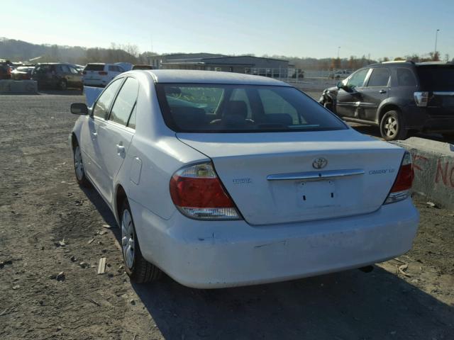 4T1BE32K35U532462 - 2005 TOYOTA CAMRY LE WHITE photo 3