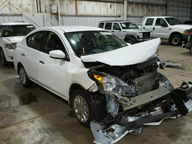 3N1CN7AP4FL919453 - 2015 NISSAN VERSA S WHITE photo 1