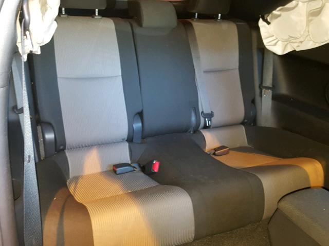 JTKJF5C79GJ022519 - 2016 TOYOTA SCION TC 灰色 照片 6