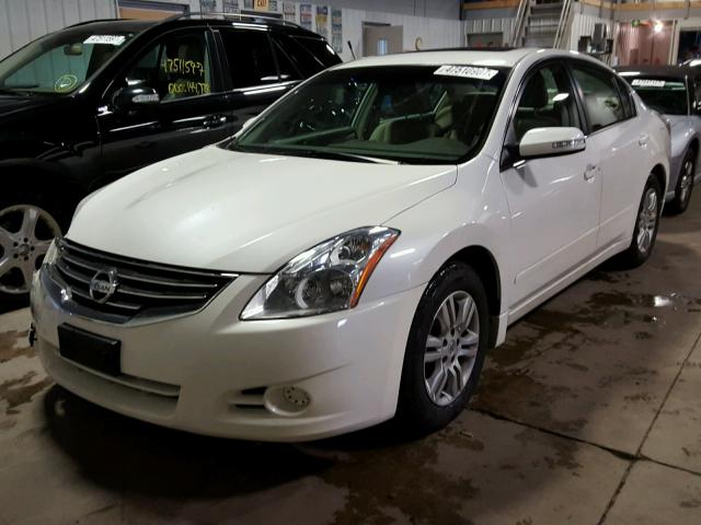 1N4AL2AP6AN499058 - 2010 NISSAN ALTIMA BAS WHITE photo 2