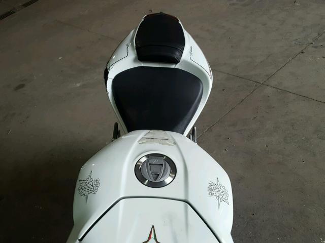 ZCGGCFTW4CV002712 - 2012 M. V. AGUSTA MV AGUSTA/ WHITE photo 6