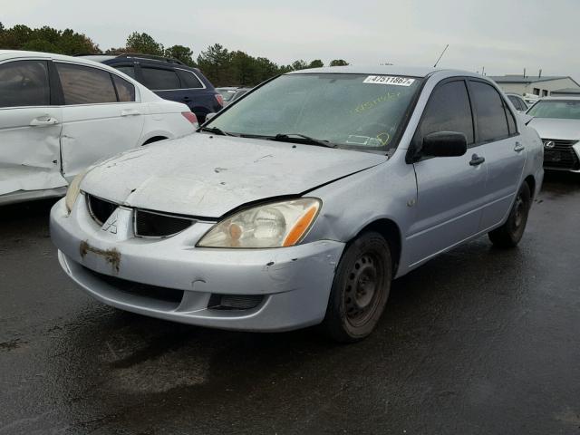 JA3AJ26E64U017351 - 2004 MITSUBISHI LANCER ES SILVER photo 2