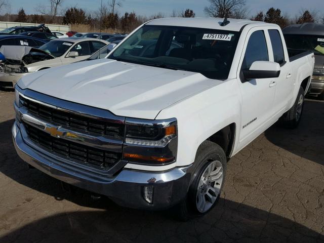 1GCVKREH6GZ428339 - 2016 CHEVROLET SILVERADO WHITE photo 2