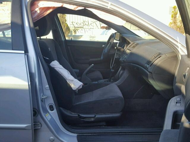 1HGCM56425A046201 - 2005 HONDA ACCORD LX SILVER photo 5