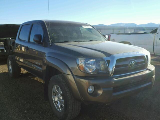 3TMLU4EN7AM040118 - 2010 TOYOTA TACOMA DOU GRAY photo 1