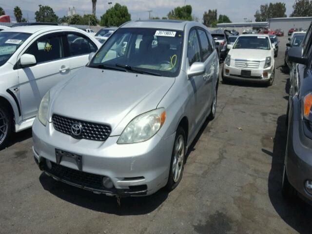 2T1KR32E74C292153 - 2004 TOYOTA MATRIX 银色 照片 2