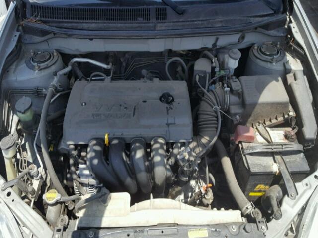 2T1KR32E74C292153 - 2004 TOYOTA MATRIX 银色 照片 7