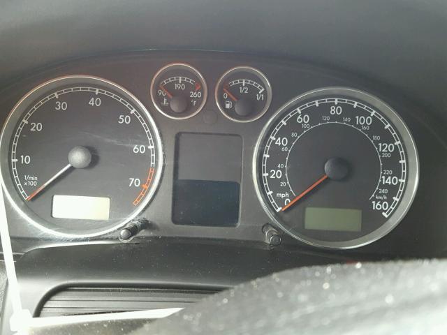 WVWYU63BX5E140784 - 2005 VOLKSWAGEN PASSAT GLX 蓝色 照片 8