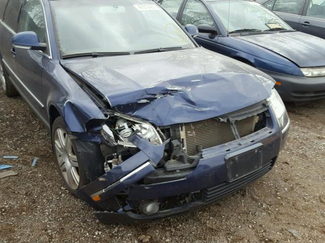 WVWYU63BX5E140784 - 2005 VOLKSWAGEN PASSAT GLX 蓝色 照片 9