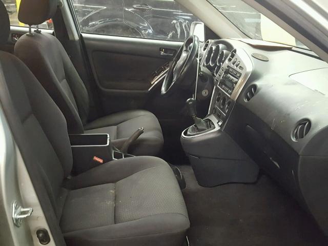 2T1KR32E13C069038 - 2003 TOYOTA MATRIX 银色 照片 5