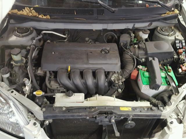 2T1KR32E13C069038 - 2003 TOYOTA MATRIX 银色 照片 7