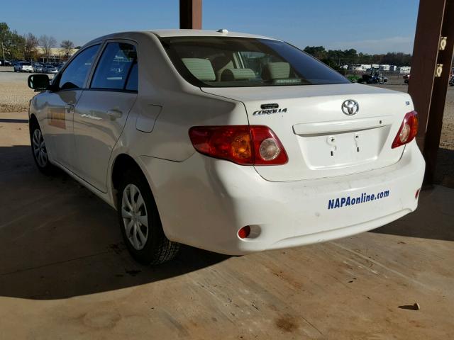 1NXBU4EE8AZ343475 - 2010 TOYOTA COROLLA BA WHITE photo 3