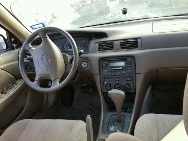 JT2BG22K0Y0480804 - 2000 TOYOTA CAMRY CE TAN photo 9