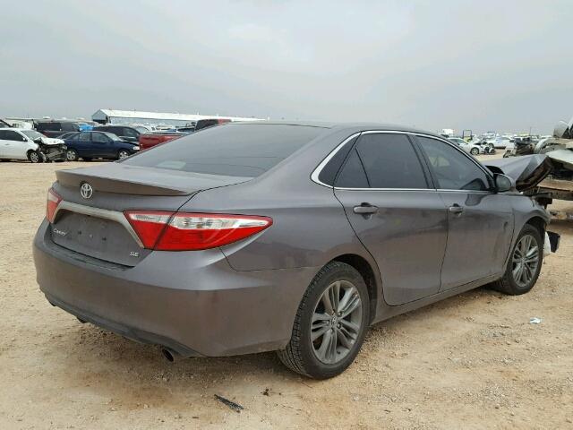 4T1BF1FK2FU032354 - 2015 TOYOTA CAMRY LE CHARCOAL photo 4