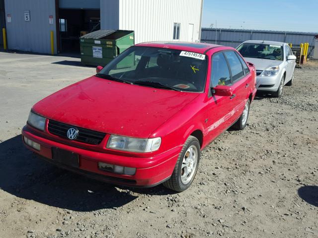 WVWEE83AXTB057759 - 1996 VOLKSWAGEN PASSAT GLX RED photo 2