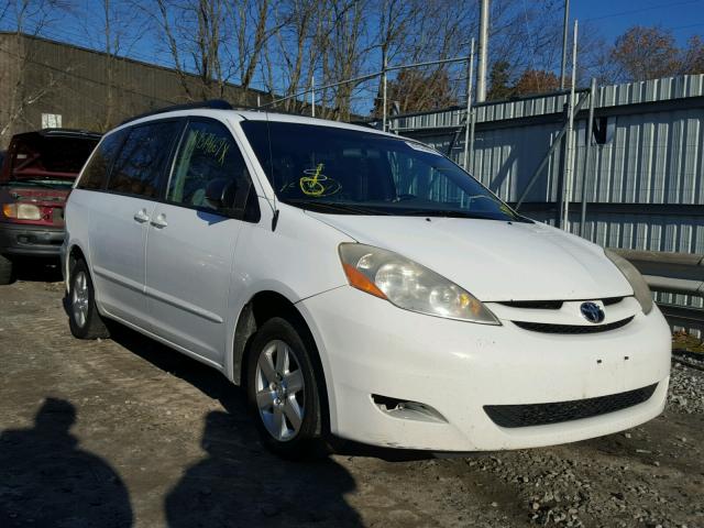 5TDZK23C77S088216 - 2007 TOYOTA SIENNA CE WHITE photo 1