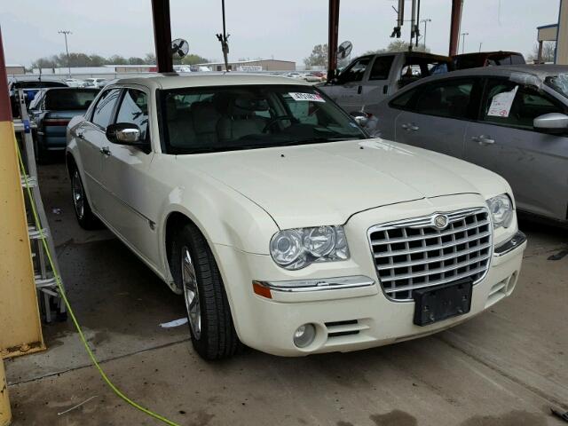 2C3AA63H05H132625 - 2005 CHRYSLER 300C WHITE photo 1