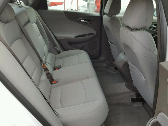 1G1ZC5ST7GF225583 - 2016 CHEVROLET MALIBU LS თეთრი ფოტო 6